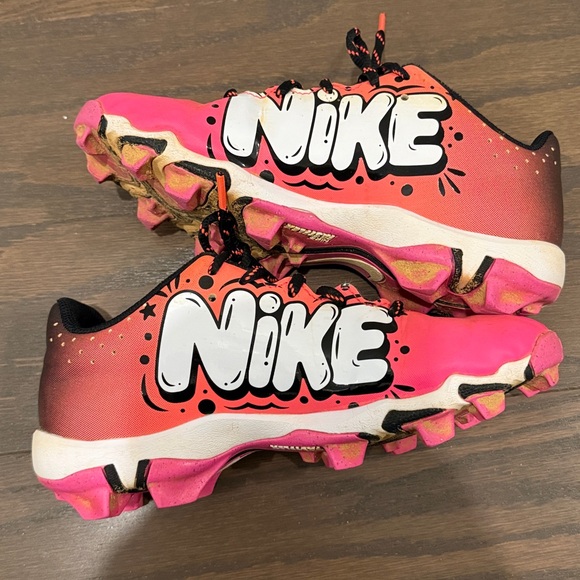Nike Diamond Softball Cleats - Picture 6 of 15